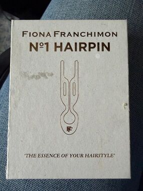 No.1 Hairpin - White